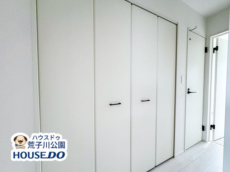2階廊下の収納