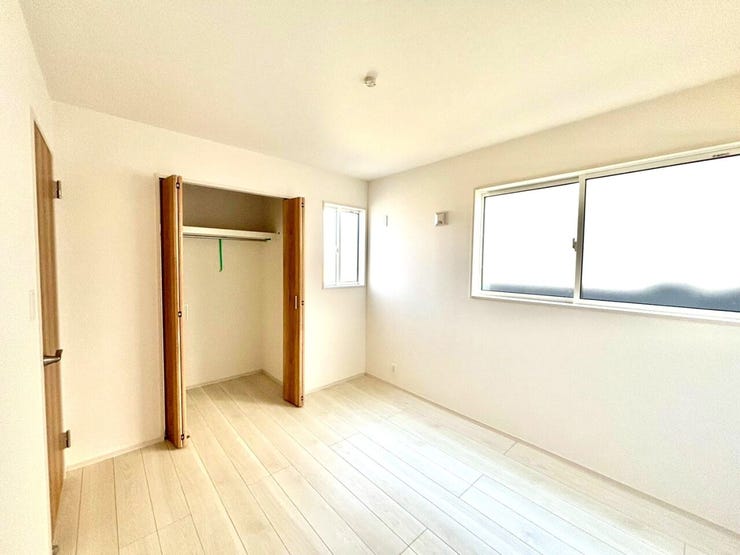 各部屋に収納があり分かれているため、家族構成やライフスタイルに合わせて使い方を簡単に変えることができます!