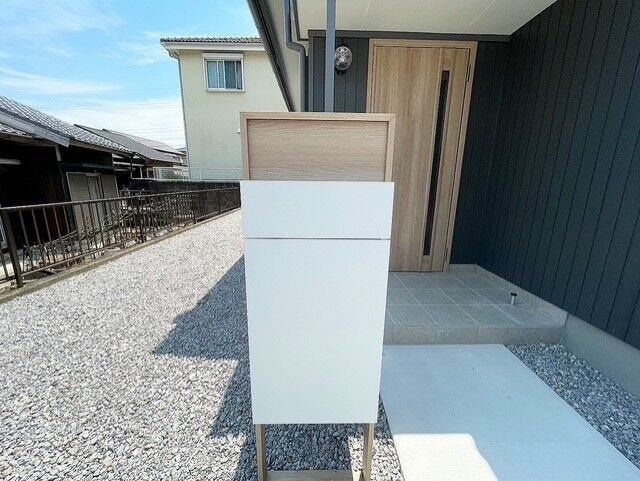ポスト