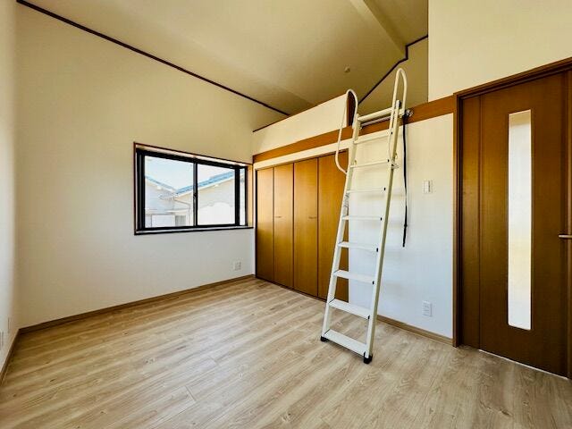 洋室6帖ロフト有