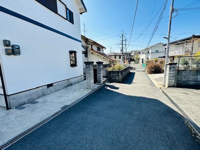 前面道路 4m