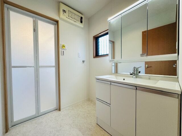 洗面所 広々としています!