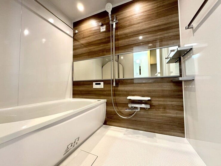 【Bathroom】リラックスできる空間で、一日の疲れを癒し、心身共にリフレッシュできます。