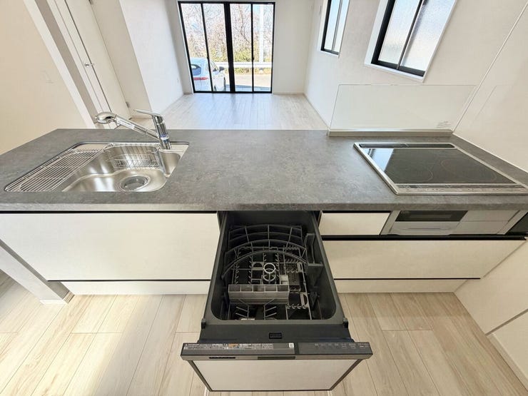 後片付けもラクラクな食器洗乾燥機付♪