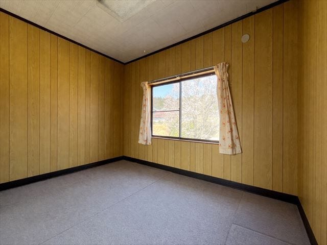 2階洋室6帖:ご夫婦お二人のプライベートシーンを演出する、やすらぎとくつろぎの空間。
※物消し加工を行っています。