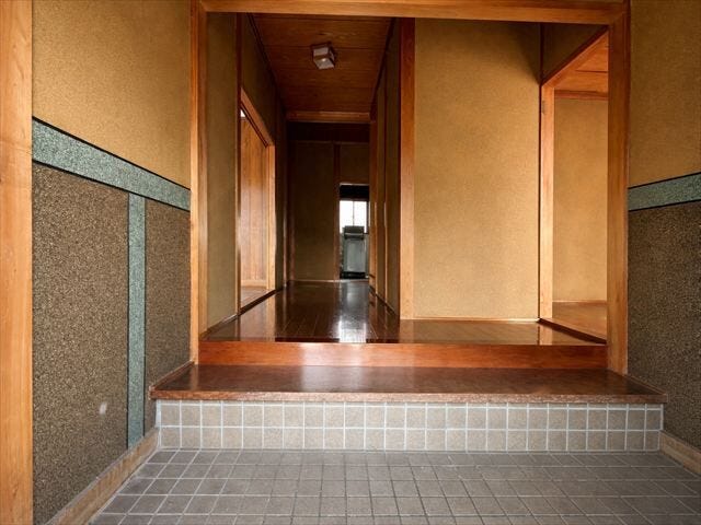 ※物消し加工を行っています。
行きも帰りも、家族をやさしく送り出し、出迎える玄関です。毎日の暮らしをあたたかくしっかり見守ってくれます。