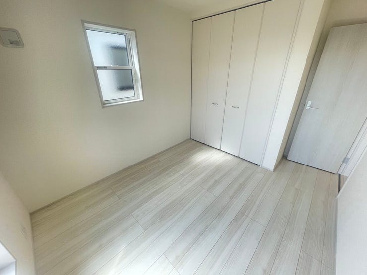 ★2階洋室 5.2帖