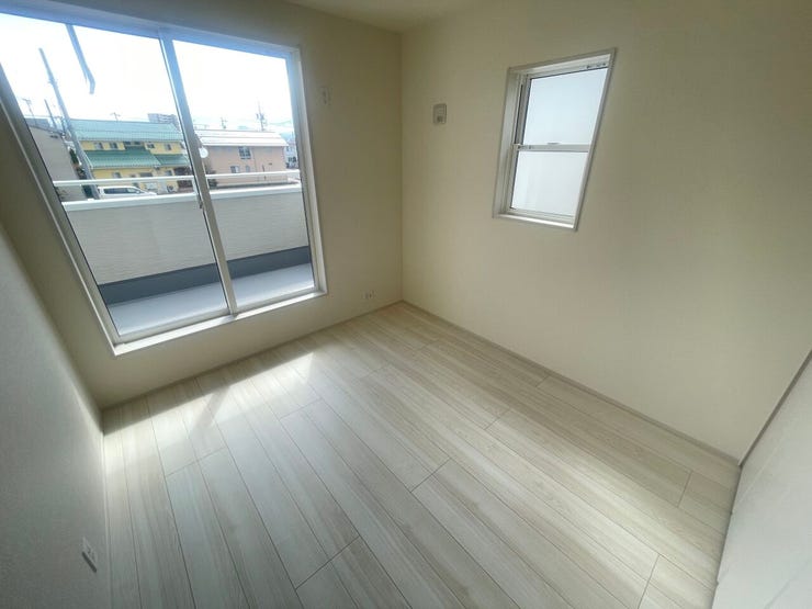 ★2階洋室 5.2帖