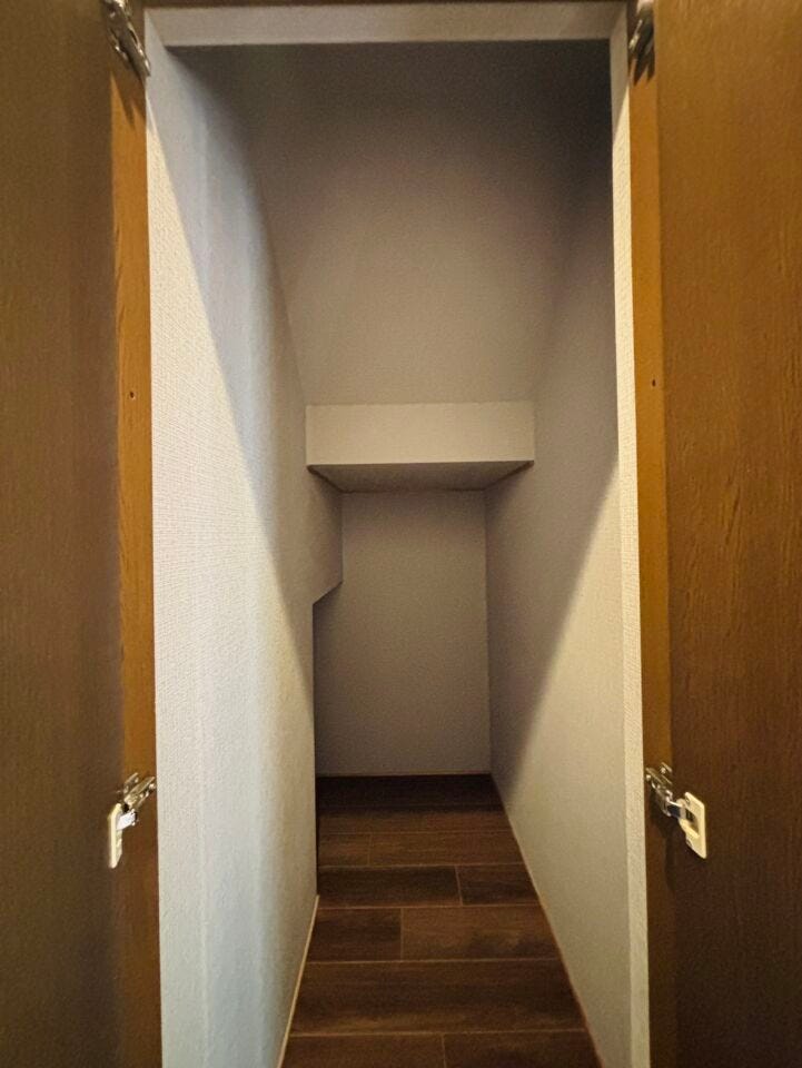 2F収納は各部屋の間に位置しており、ファミリークローゼットの役割をしそうです。