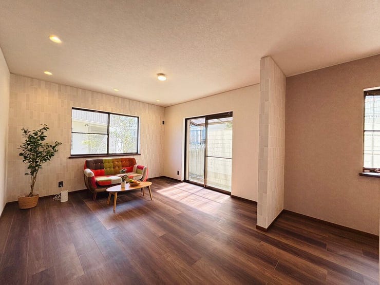 家族が同じ空間にいながらも、それぞれゆったり寛げる約20.5帖の広々としたLDK。