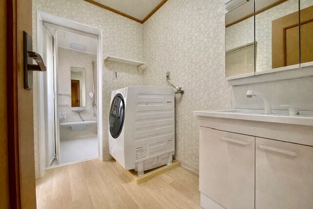 ※少量の小物を消す加工をしております。