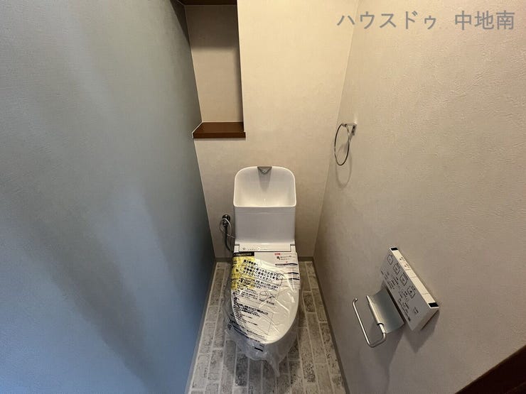 温水洗浄便座付きトイレ♪