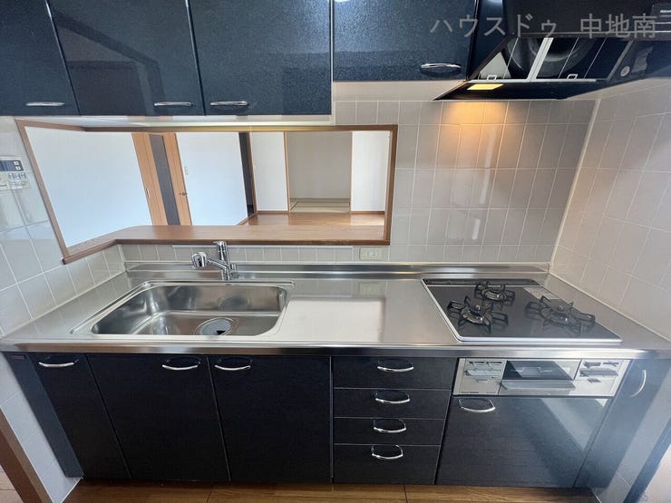 リビングが見渡せるカウンターキッチン♪