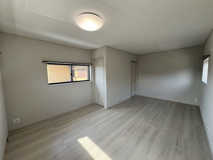 広々10.5帖の洋室♪