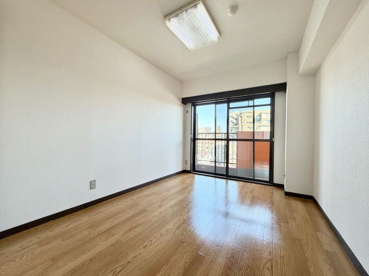 陽当りの良い洋室です♪