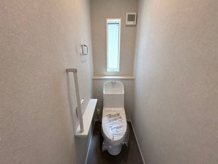 1階2階にそれぞれトイレ付きです!
