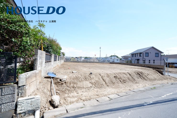 【外観】
\建築条件なし!お好きなハウスメーカーで建築できます/
大岩田小学校徒歩約7分♪
敷地約91坪!
現況更地!