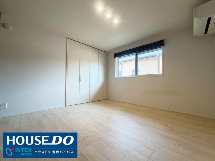 【どんなインテリアも馴染むシンプルデザイン】
無駄のないシンプルな設計は北欧風やモダンなどどんなスタイルの家具とも相性◎
ご家族の成長や好みに合わせてお部屋のコーディネートを自由に楽しめますよ☆