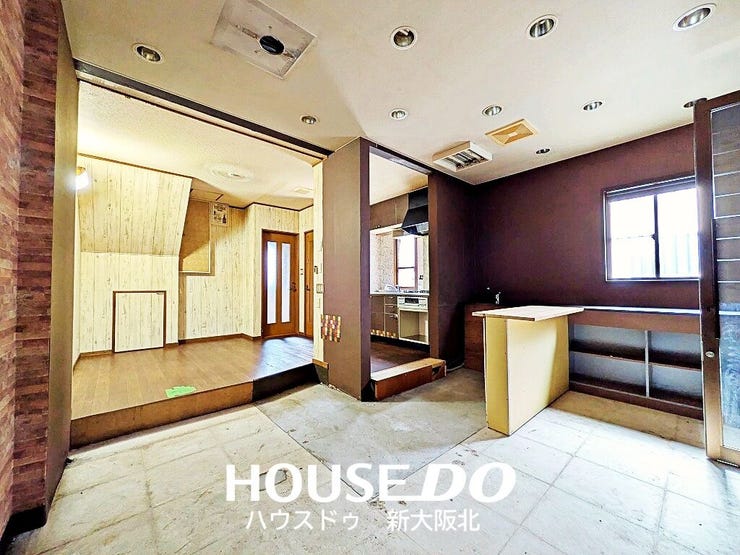 ■玄関から独立した空間のため、事務所としても◎
■二世帯住宅として改装することもできそうな間取りですよ!