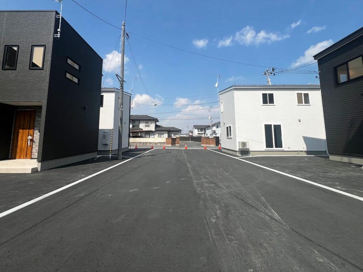 現地(2026年3月)撮影
◎本日案内可能◎
詳細は、ハウスドゥ 八戸田向までお気軽にお問い合わせくださいませ♪