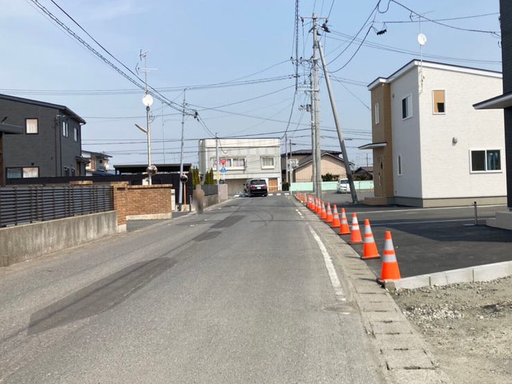 現地(2026年3月)撮影
◎本日案内可能◎
詳細は、ハウスドゥ 八戸田向までお気軽にお問い合わせくださいませ♪