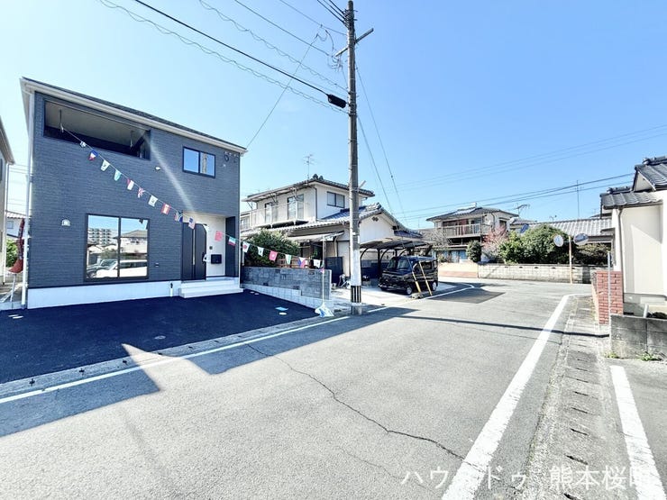 ■理想を叶える新しい暮らしの舞台■高いデザイン性と機能性を兼ね備えた住まい。ここで、家族の新しい物語が始まります。