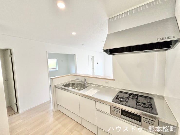 ■家族の「美味しい」が集まる舞台■高い機能性と美しいデザインを両立。料理する人も、待つ人も、笑顔になれる場所です。