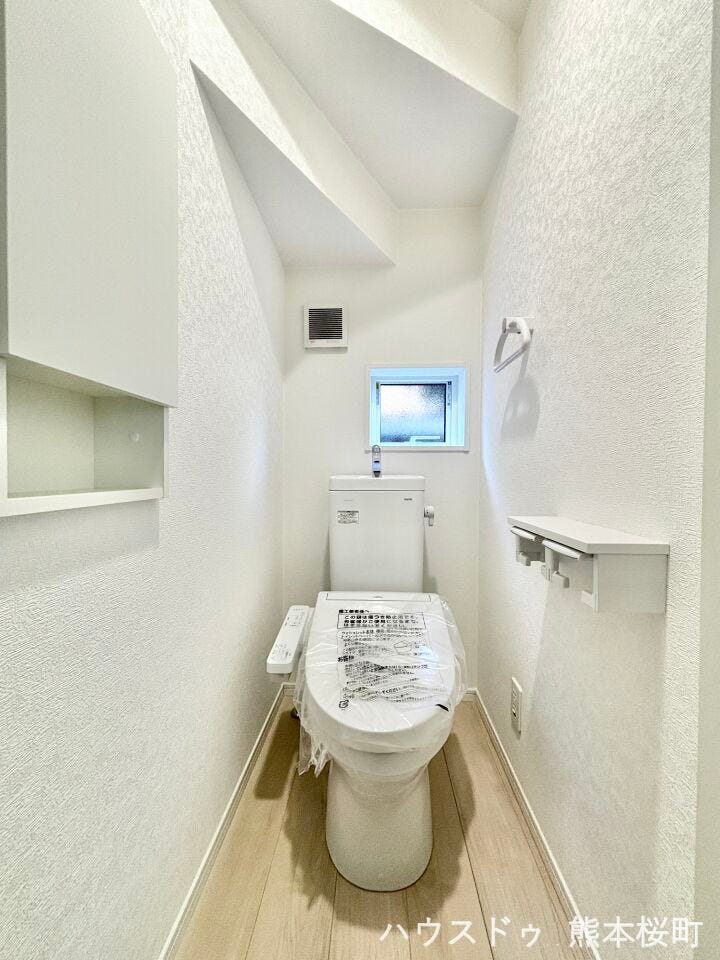 ■一人になれる安らぎの場所■清潔さと静けさを両立した空間。心落ち着くひとときを過ごせる、プライベートなレストルームです。