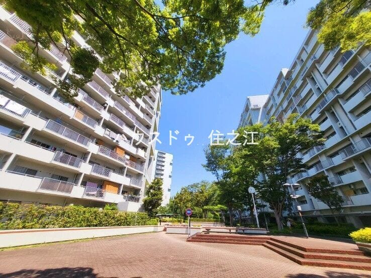 ★マンション敷地内。解放感があり、隣地建物とも離れております。