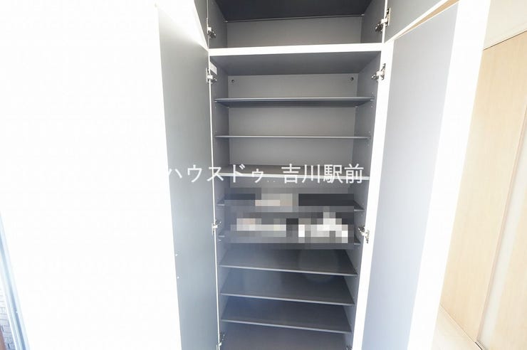 シューズボックス