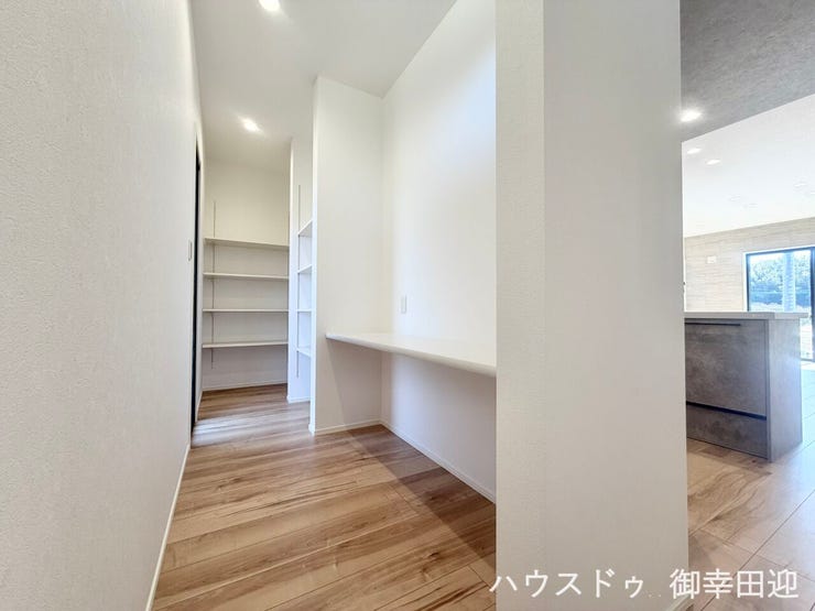 ■暮らしを整える魔法の場所■パントリー。必要なものを必要な場所に。家全体で考えられた収納計画が、ゆとりある生活を実現します。