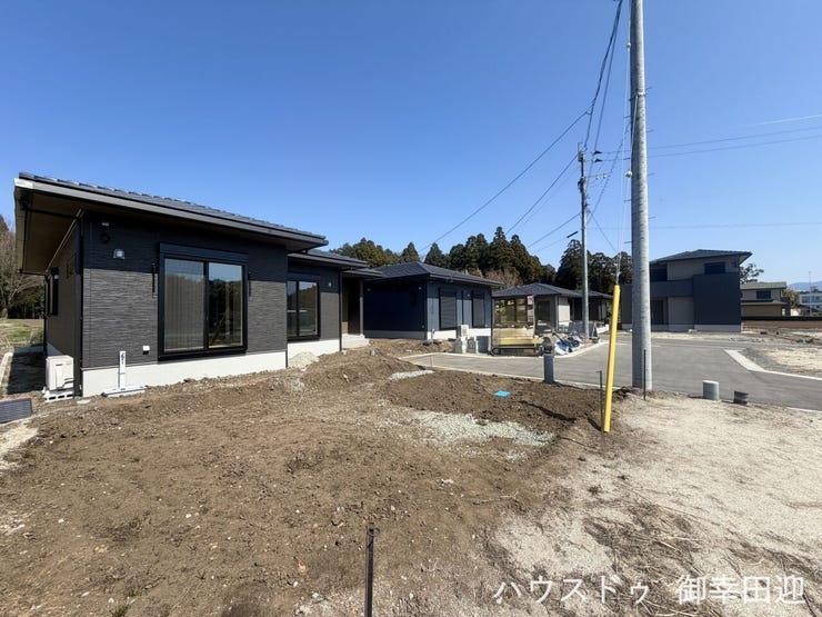 ■理想を叶える新しい暮らしの舞台■高いデザイン性と機能性を兼ね備えた住まい。ここで、家族の新しい物語が始まります。【撮影日:2026年3月15日】