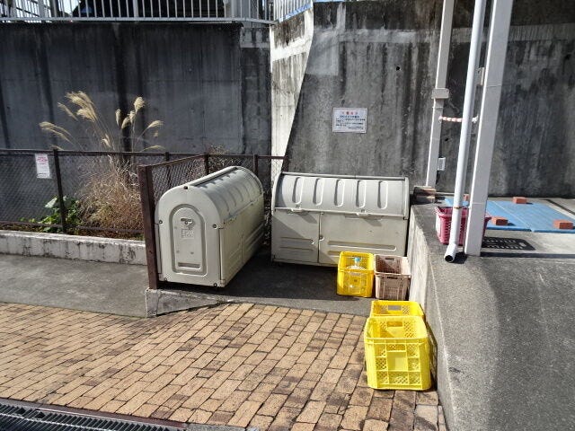 ゴミ置き場