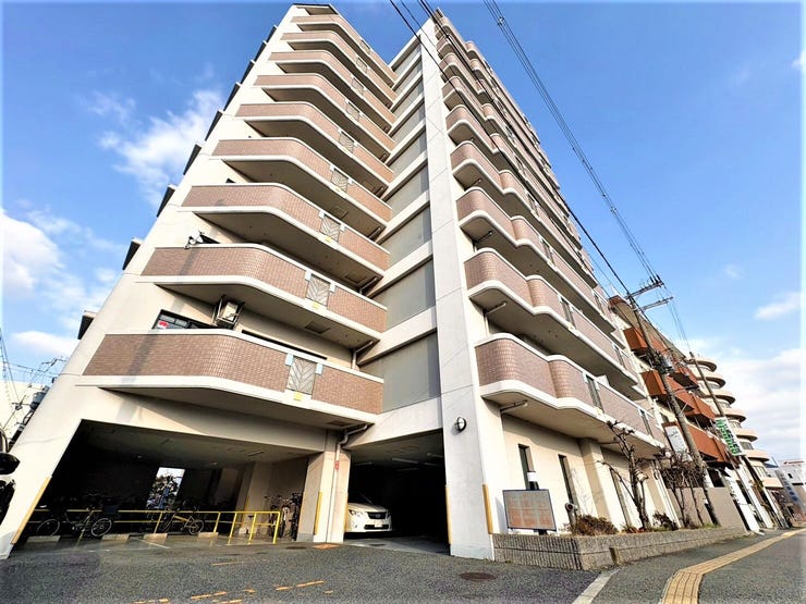 駅徒歩約12分のリフォーム済み物件!