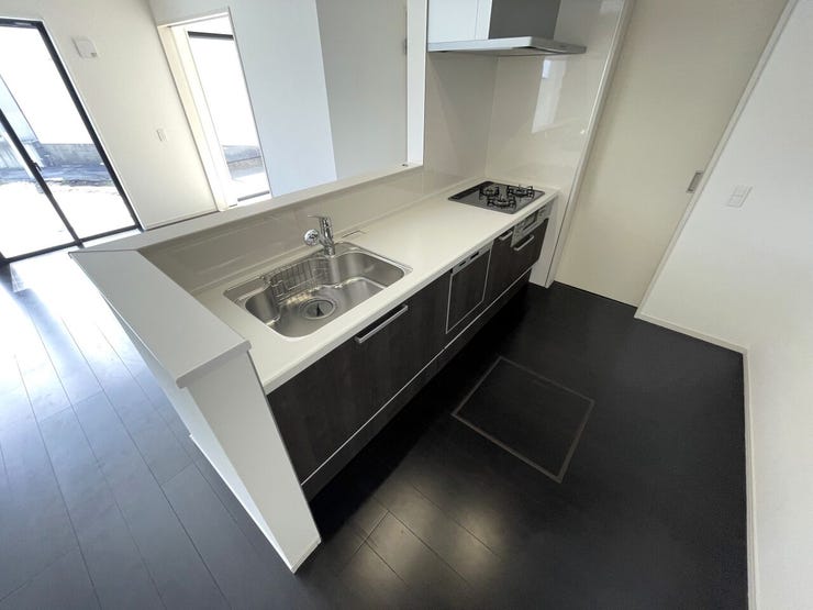 ◇キッチン◇
使い勝手の良いカウンターシステムキッチン♪
家事がはかどりそうです♪