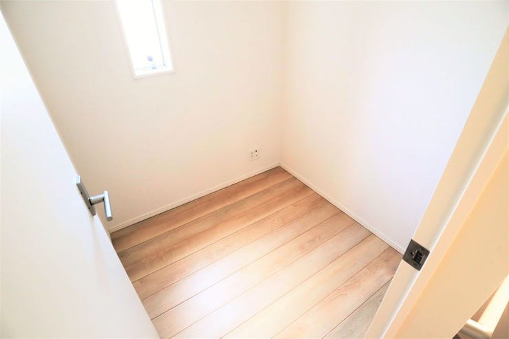 テレワークルーム 同仕様
テレワークや収納スペースとしても使用できます!