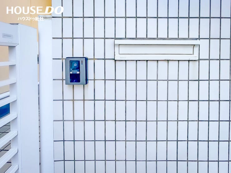 モニター付きインターホンで安心です