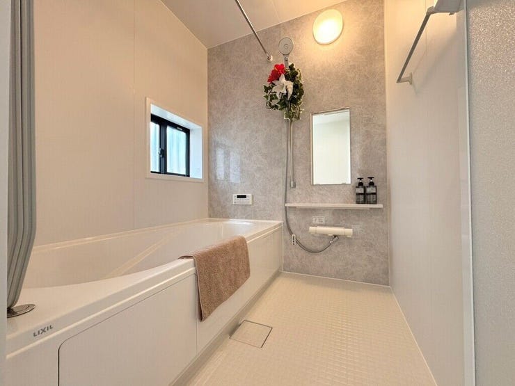 【Bathroom】リラックスできる空間で、一日の疲れを癒し、心身共にリフレッシュできます。