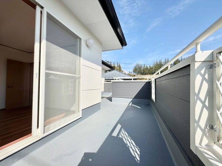 陽当り良好、南向きワイドバルコニー♪