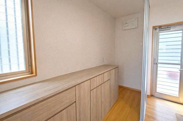 ※空室をイメージしCG加工したものです。
画像は実際の室内写真と間取り図から再現した「室内イメージ」で実際とは多少異なります。