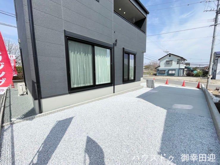 ■遊びと安らぎの多目的空間■子どもが安全に遊べ、ペットと触れ合い、大人も自然に癒やされる、暮らしを彩るスペースです。