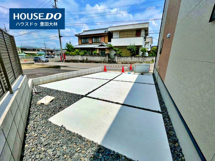 【 見学予約受付中 】
□市木小学校・高橋中学校□
見るだけ聞くだけOK!
【不動産のことならなんでもお任せください!】