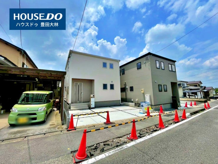 【 見学予約受付中 】
□市木小学校・高橋中学校□
見るだけ聞くだけOK!
【不動産のことならなんでもお任せください!】