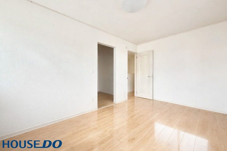 AI加工で家具削除しています