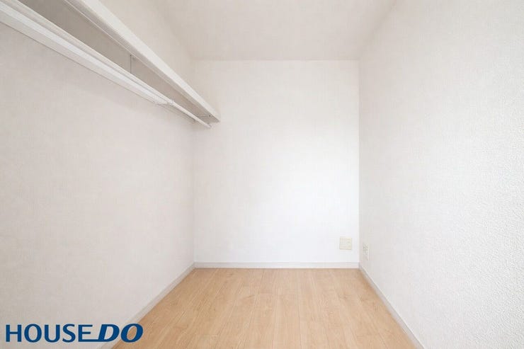 AI加工で家具削除しています