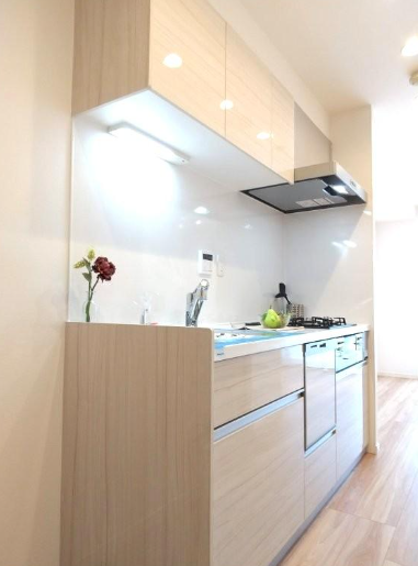 部屋と区切られているキッチンで匂いも気にせず