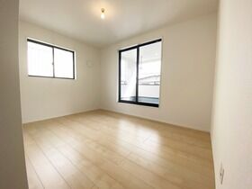 洋室
*同社施工例