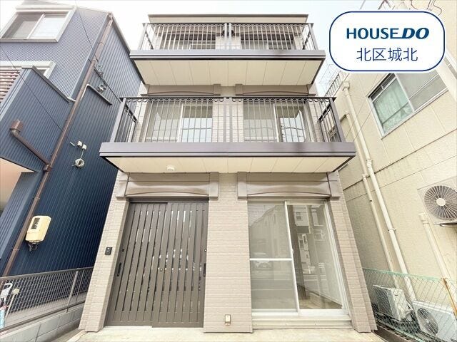 【外観】
JR東海交通城北線「小田井駅」から徒歩約14分、JR東海交通城北線「比良駅」から徒歩約19分と2沿線利用可能な立地です。