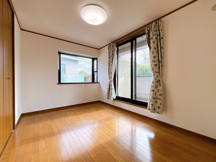 広い居室なので主寝室としてもピッタリです◎