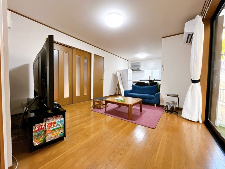 開放感のある広いLDK!
家具やインテリアの配置も楽しめます。